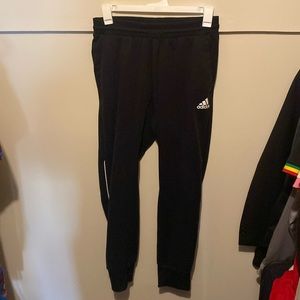 Adidas Men’s black jogger sweatpants, size L
